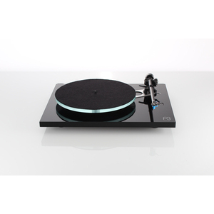 Rega Planar 3 giradischi Braccio RB330 colore nero - garanzia ufficiale Italia 