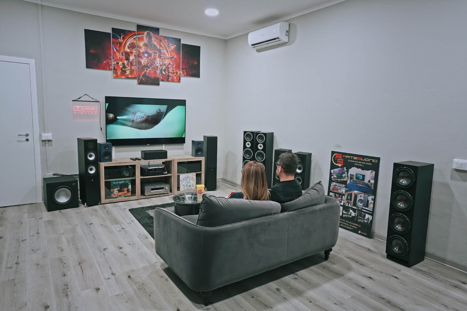 FOTO 2 COLORATE00090214