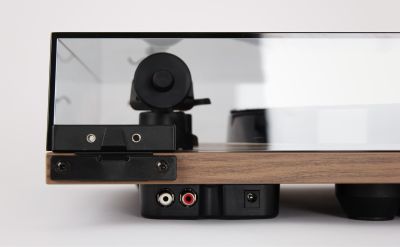 REGA PLANAR 1 PLUS giradischi - colorazione noce - immagine 3