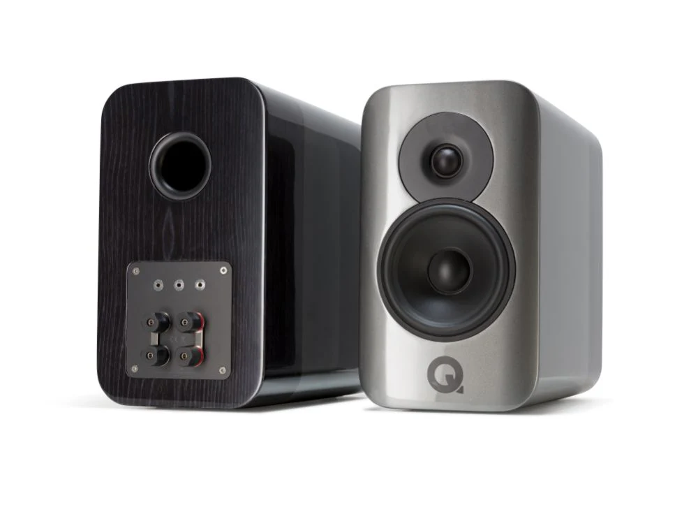 Q Acoustics Concept 300 - diffusore da scaffale + stand - colorazione Silver & Ebony - immagine 2